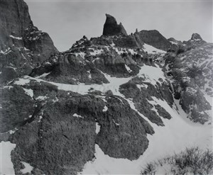 Image description is not available for 2012.024